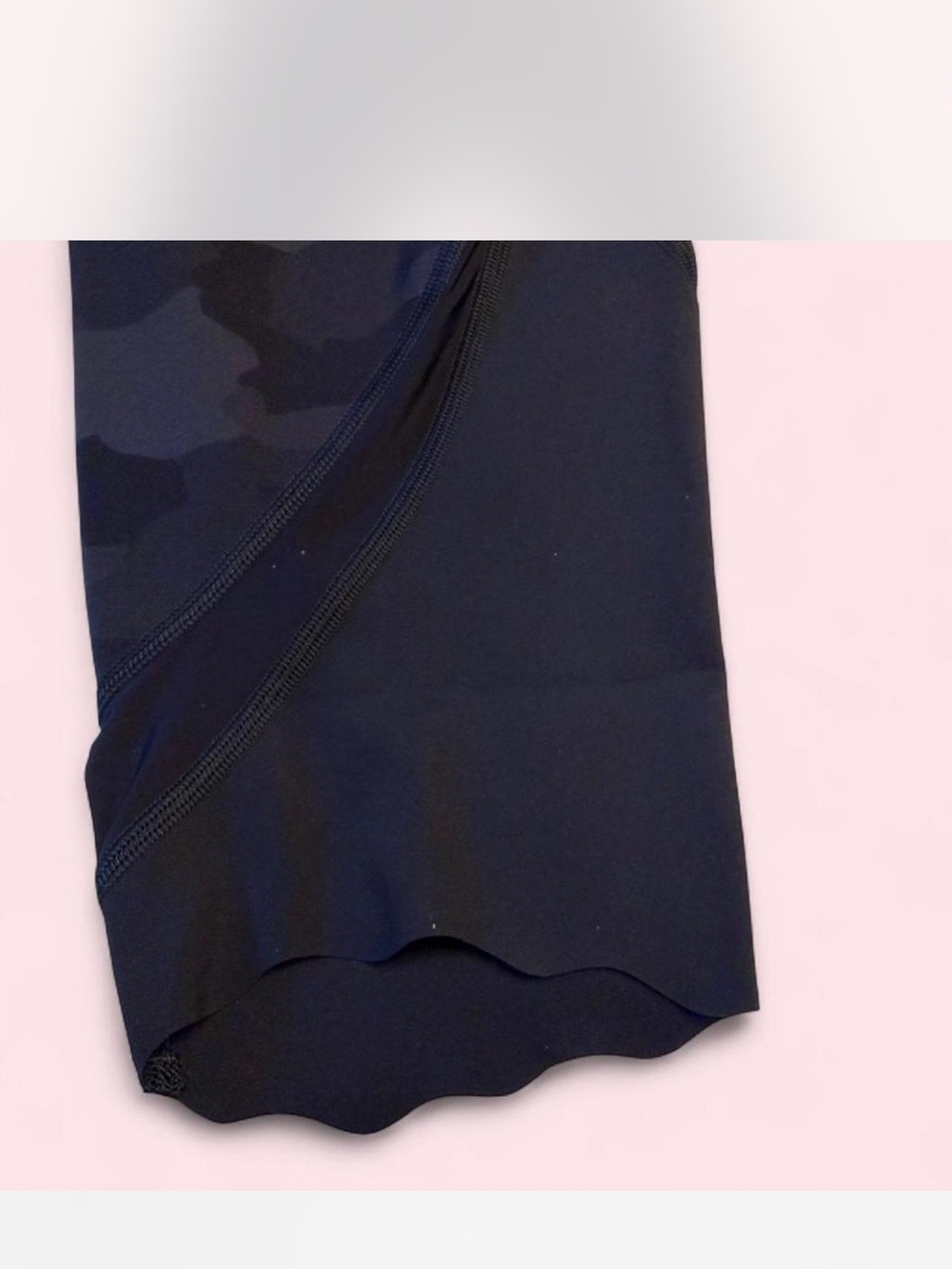 LULULEMON - Picture 4 of 5